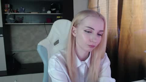 Cutti Crystal online show from 04.02.26