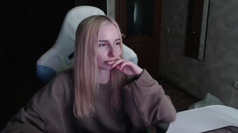 Cutti Crystal online show from 04.12.26