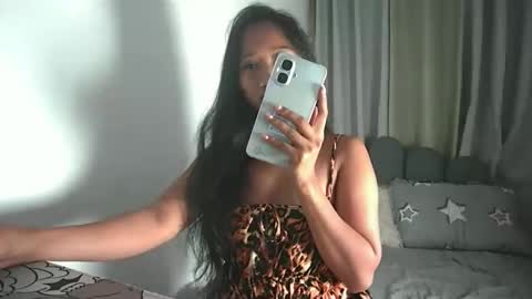 cuttiemorexn online show from 11.27.25