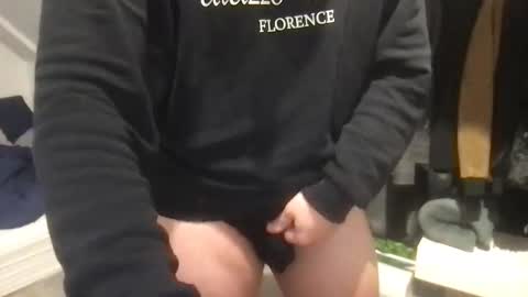 Snapshot of cuttop2373844 chatting on 10.20.25 cuttop2373844 online show from 10.20.25