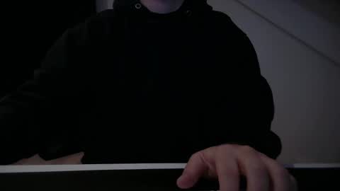 Snapshot of cuttop2373844 chatting on 11.27.25 cuttop2373844 online show from 11.27.25