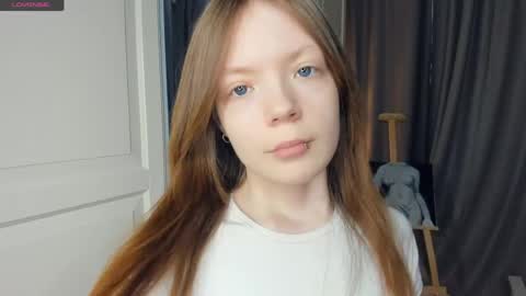 Snapshot of cuty_petite chatting on 05.02.26 Anne online show from 05.02.26