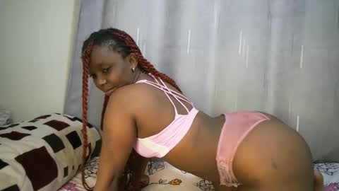 Snapshot of cutypookie chatting on 11.18.25 cutypookie online show from 11.18.25