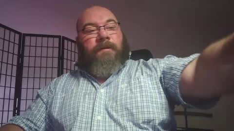 Snapshot of cwbyga chatting on 06.04.26 Bubba Bull online show from 06.04.26