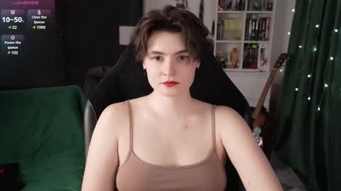 Helen Blossom online show from 03.07.25