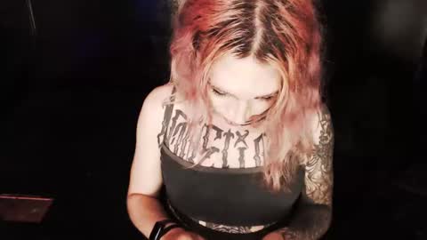 Nikki online show from 11.20.25