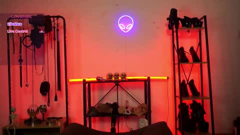 Lily Goddess online show from 01.12.26