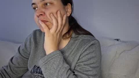 Cyndee Winter online show from 10.25.25