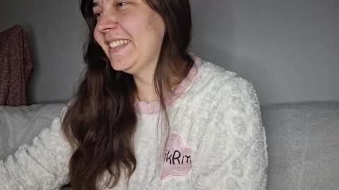 Cyndee Winter online show from 10.27.25