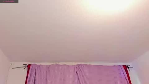 Snapshot of cynthiawatson_ chatting on 09.08.25 Cynthia online show from 09.08.25