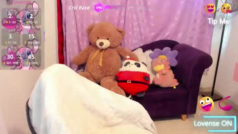 Snapshot of cynthiawatson_ chatting on 12.01.25 Cynthia online show from 12.01.25