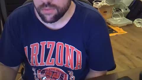 Snapshot of cyrsug chatting on 10.22.25 cyrsug online show from 10.22.25