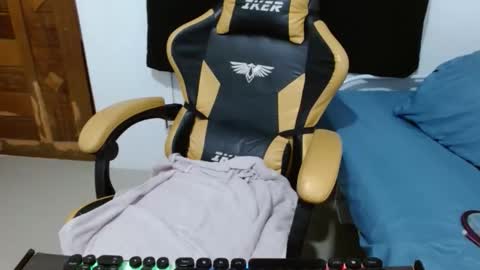 Snapshot of czarina69 chatting on 02.13.26 czarina69 online show from 02.13.26