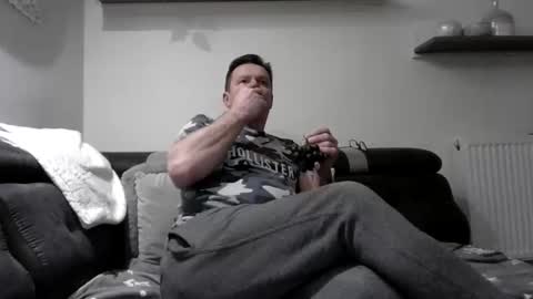 Snapshot of czerbis chatting on 01.19.25 czerbis online show from 01.19.25