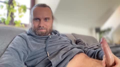 Snapshot of d0n_gi0vanni chatting on 03.17.26 d0n_gi0vanni online show from 03.17.26