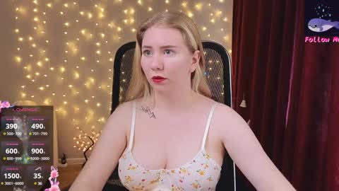 Snapshot of d0nna_ chatting on 01.09.25 Donna online show from 01.09.25