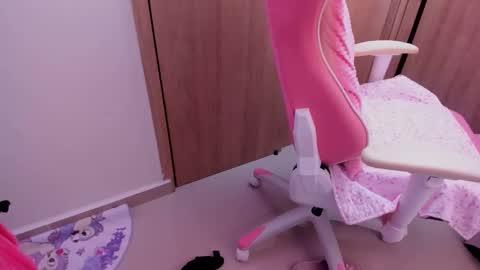 darling online show from 12.25.24