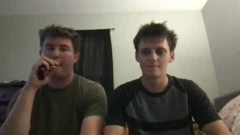 Aeboy12 online show from 09.28.25