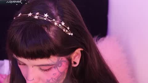 Snapshot of daarlene chatting on 02.27.25 Darlene online show from 02.27.25