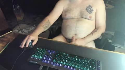 Snapshot of dadbodfatrod chatting on 11.08.25 Daddy online show from 11.08.25