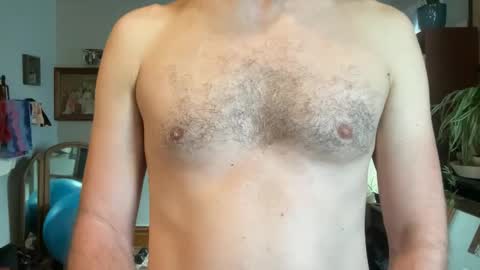 daddnextdoor online show from 09.15.25