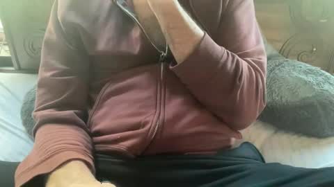 daddnextdoor online show from 09.19.25