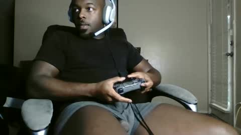 Snapshot of daddybbc52 chatting on 05.29.26 Rashaudrodz.. online show from 05.29.26