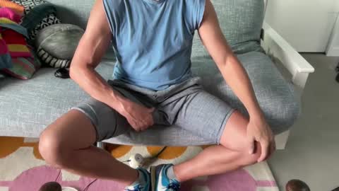 Snapshot of daddycache chatting on 09.18.25 bas online show from 09.18.25