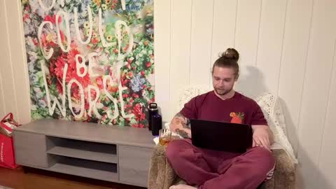 DaddydayDrinkz online show from 12.23.25