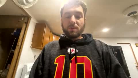 Snapshot of daddydic120402 chatting on 10.25.25 daddydic120402 online show from 10.25.25