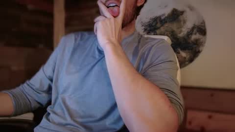 Leo online show from 12.27.24