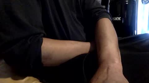 Snapshot of daddyjerksit chatting on 03.03.26 JOI use emoji thumbs up Faster Thumbs down Slower Hi Hand Stop Fist Start.Stop online show from 03.03.26