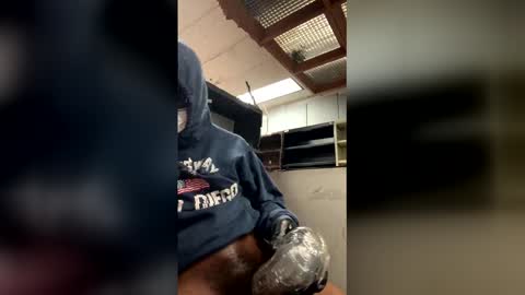 Snapshot of daddyleebbc chatting on 03.03.26 DaddyLeeBBC online show from 03.03.26