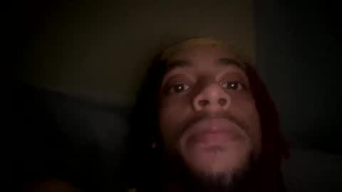 Snapshot of daddylongyk chatting on 12.21.25 daddylongyk online show from 12.21.25