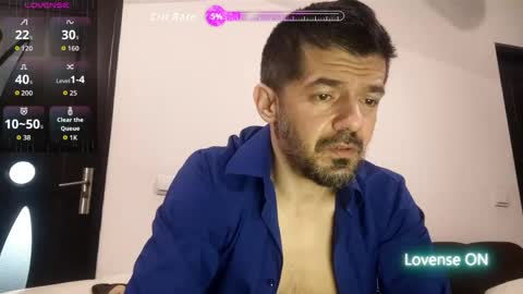 Snapshot of daddynextdoor86 chatting on 04.21.26 daddynextdoor86 online show from 04.21.26