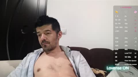 Snapshot of daddynextdoor86 chatting on 05.09.26 daddynextdoor86 online show from 05.09.26
