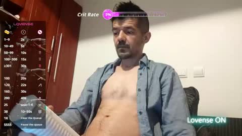 Snapshot of daddynextdoor86 chatting on 05.28.26 daddynextdoor86 online show from 05.28.26