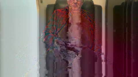 Snapshot of daddyoldcock chatting on 10.21.25 daddyoldcock online show from 10.21.25