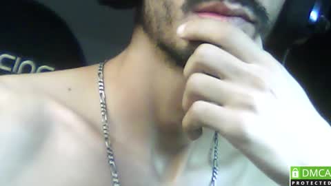 Snapshot of daddyselim chatting on 10.12.25 the alpha online show from 10.12.25