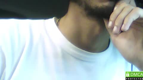 Snapshot of daddyselim chatting on 11.10.25 the alpha online show from 11.10.25