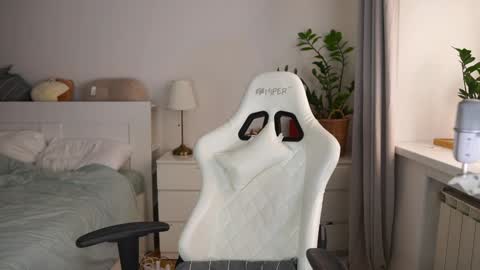 Daddys Trouble online show from 12.24.24