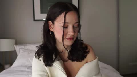 Daddys Trouble online show from 09.12.25