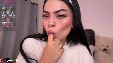 Sophie online show from 04.16.26