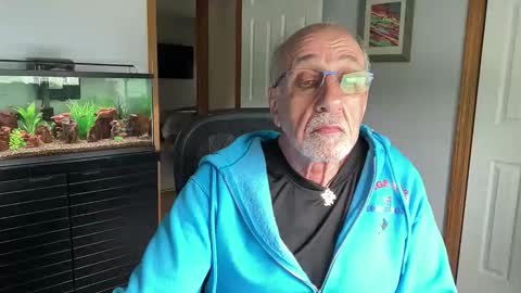 Snapshot of daddyweis chatting on 05.30.26 daddyweis online show from 05.30.26