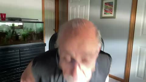 Snapshot of daddyweis chatting on 06.12.26 daddyweis online show from 06.12.26