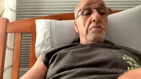 Snapshot of daddyweis chatting on 07.01.26 daddyweis online show from 07.01.26