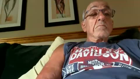 Snapshot of daddyweis chatting on 07.28.26 daddyweis online show from 07.28.26