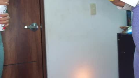 dafna and kris online show from 04.10.26