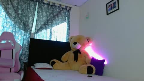 dafne_hot77 online show from 10.11.25