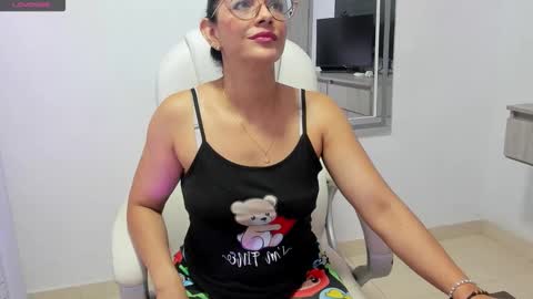 Dahian  online show from 10.16.25